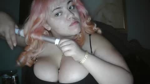 viennavisabelle online show from July 6, 7:02 am