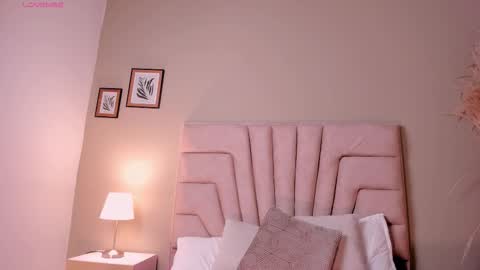 Victoria  online show from September 18, 11:42 am