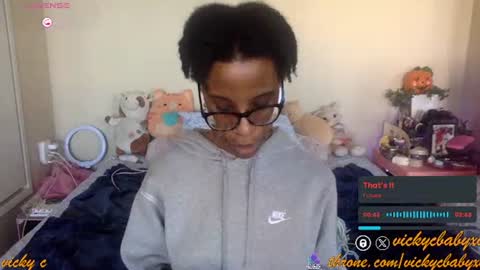 Snapshot of viiickyyy chatting on October 19, 10:01 pm Vicky C Vicky V - Vicky C Baby Baby Vee - Schoolgurl V - V the Qween of Edging - Miss Vicky if U Nasty online show from October 19, 10:01 pm