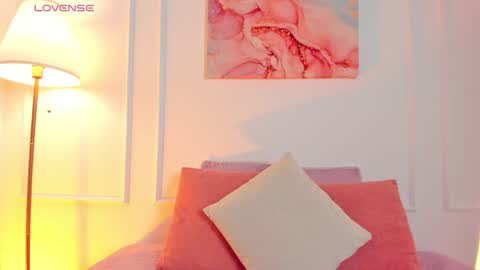 VIOLET MOON online show from April 11, 11:58 am