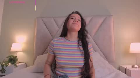 VIOLET MOON online show from February 11, 7:26 pm