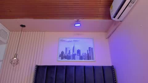 Viiolett online show from December 11, 8:07 pm