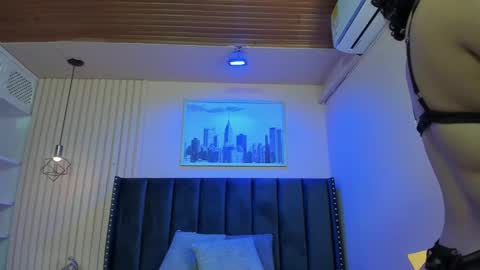 Viiolett online show from October 17, 9:07 pm