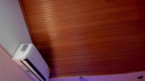 Viiolett online show from September 24, 8:19 pm