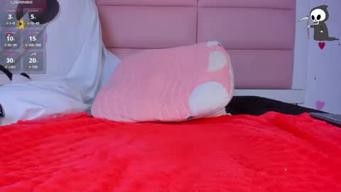 Snapshot of viioletta_18 chatting on October 25, 4:36 pm Violetta online show from October 25, 4:36 pm