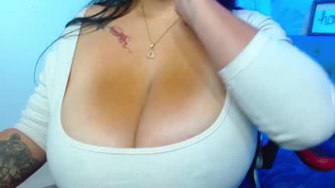 Snapshot of viiolleta chatting on October 11, 1:25 pm viioleta online show from October 11, 1:25 pm