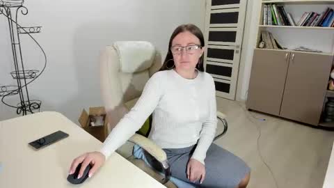 Ukrainian-woman online show from November 22, 12:41 pm