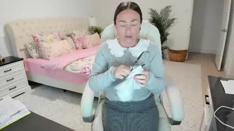Ukrainian-woman online show from July 1, 11:21 am