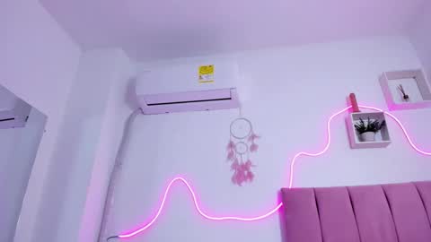 victoria online show from November 11, 3:09 pm