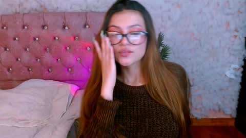 viky_evanss online show from March 11, 7:38 pm