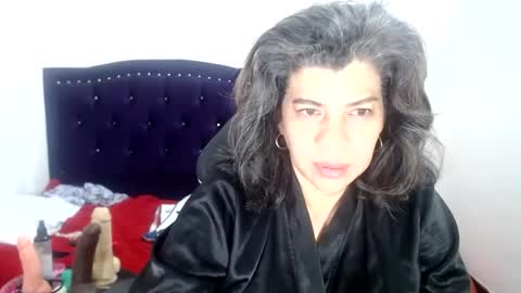 VIKY ADAMS online show from February 19, 10:45 am
