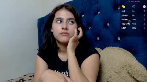 vikysexy28 online show from March 9, 6:16 am