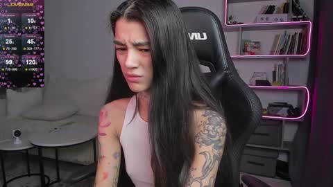 vinkitinkii online show from January 15, 6:43 am