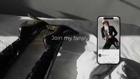 Diva Silvia online show from November 20, 4:52 pm