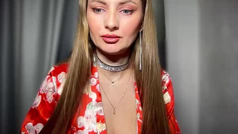 Funny  girl online show from December 11, 12:34 pm