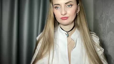 Funny  girl online show from December 29, 7:00 pm