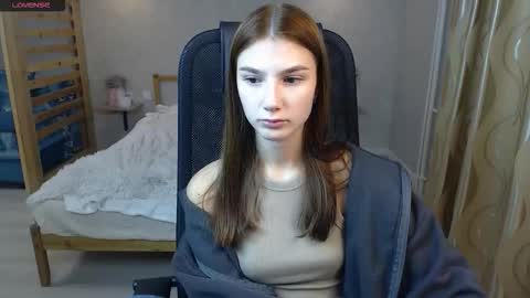 violaberry__ online show from September 29, 5:12 am