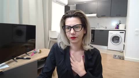 viola online show from March 11, 9:26 pm