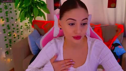 violaparkers online show from October 29, 9:02 am