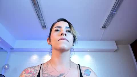 Violett  Everyday From 0530 to 1430 Col Time online show from November 29, 11:14 am