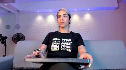 Violett  Everyday From 0530 to 1430 Col Time online show from February 10, 10:42 am