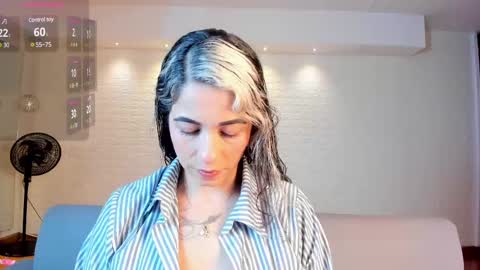 Violett  Everyday From 0530 to 1430 Col Time online show from February 26, 10:38 am