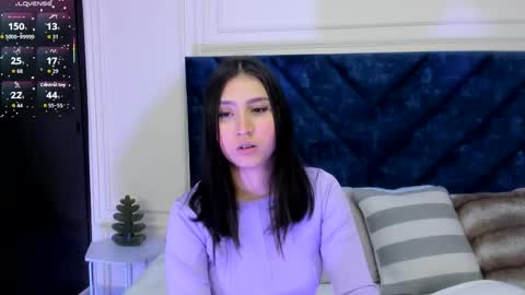 Violet online show from November 21, 6:54 pm