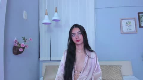 violet_moonligth online show from June 8, 2:07 pm
