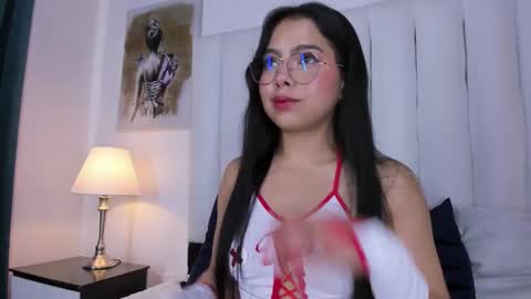 Mary online show from October 28, 7:52 pm