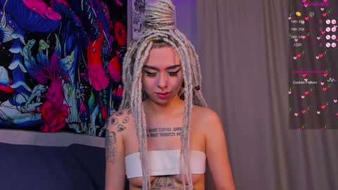 Violet online show from December 26, 8:39 am