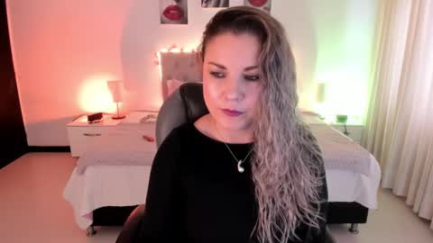 violeta_hotter_ online show from October 4, 11:27 am