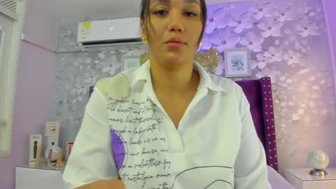 violeta_medina online show from December 22, 3:44 am