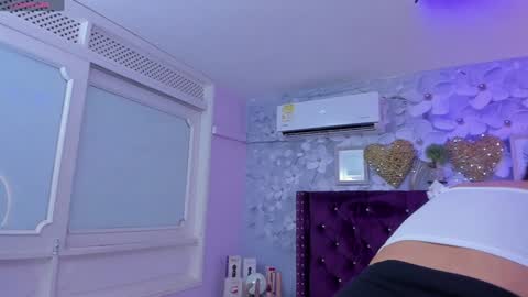 violeta_medina online show from January 28, 10:34 pm