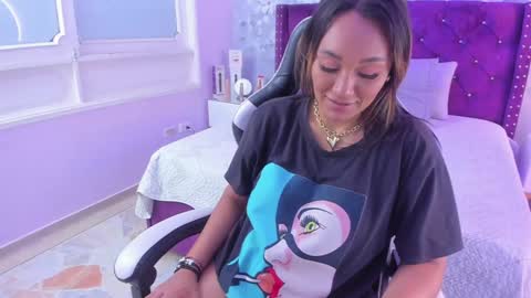 violeta_medina online show from December 19, 3:18 am