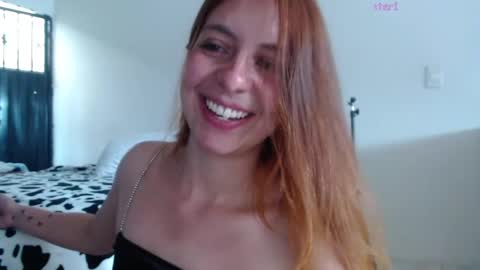 Violeta Peter online show from December 16, 7:32 pm
