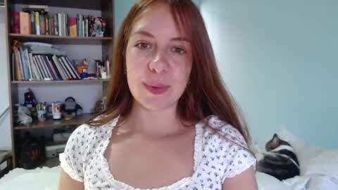 Violeta Peter online show from September 14, 9:45 pm