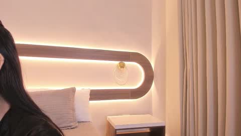 Violeta Sum online show from February 26, 12:15 pm