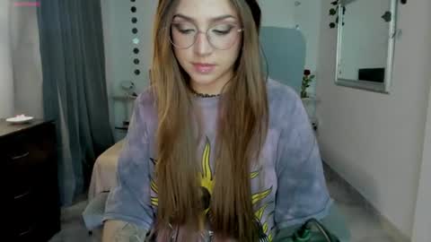 Violeta online show from July 4, 2:07 am