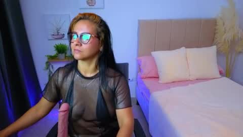 Snapshot of violetamedusa chatting on October 4, 11:20 pm VioletaMedusa online show from October 4, 11:20 pm