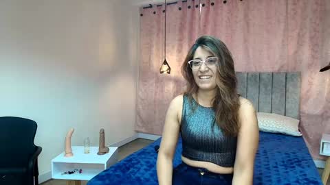 VIOLETA online show from December 11, 1:06 pm