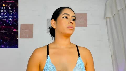 Violeta online show from December 24, 12:00 pm