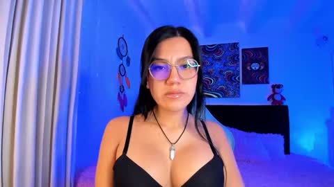 Violet online show from September 17, 3:26 am