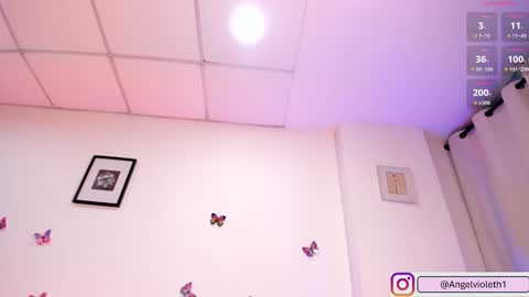 Snapshot of violeth_evans chatting on September 25, 11:13 pm Violeth online show from September 25, 11:13 pm