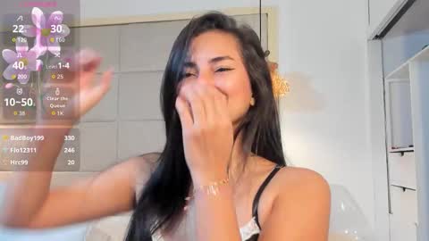 violeth online show from October 28, 7:52 pm