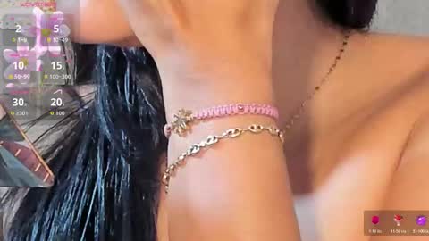 violeth online show from October 22, 6:35 pm