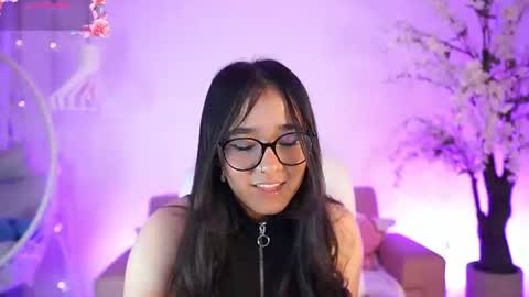 violetjonesx online show from July 24, 11:41 am