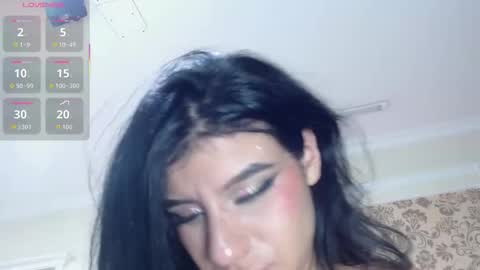 Snapshot of violetlux chatting on September 25, 8:28 pm VioletLux online show from September 25, 8:28 pm