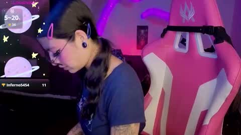   online show from February 25, 9:46 pm