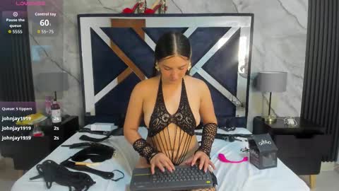 Violet Rose online show from September 20, 9:13 pm