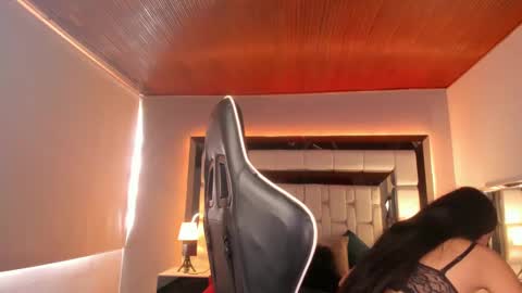violetskinny online show from December 6, 7:22 pm